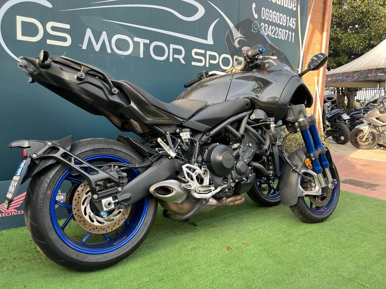 Yamaha Niken Abs