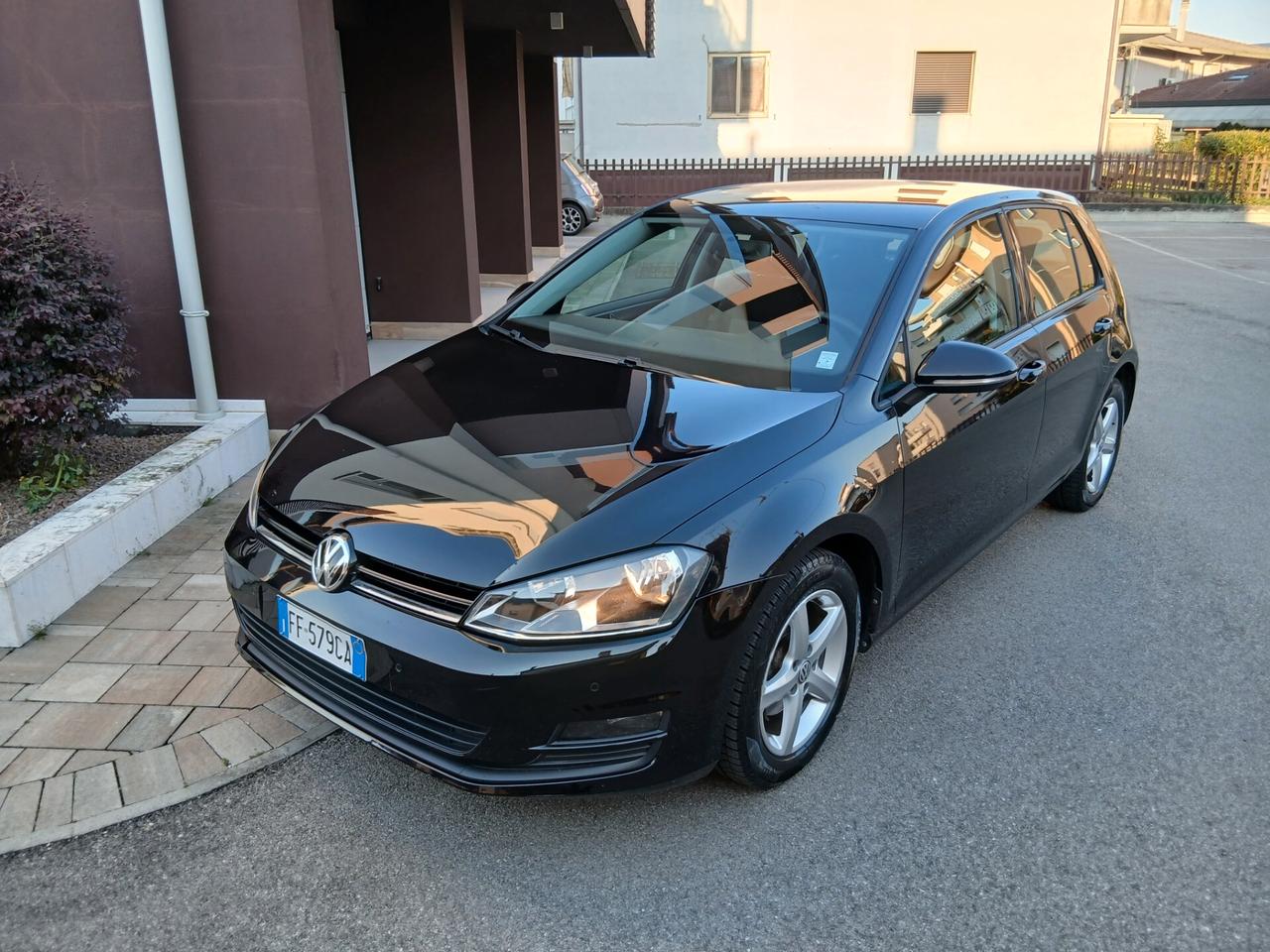 Volkswagen Golf 1.2 TSI 85 CV 5p. ok per neo patentati a € 199 mese