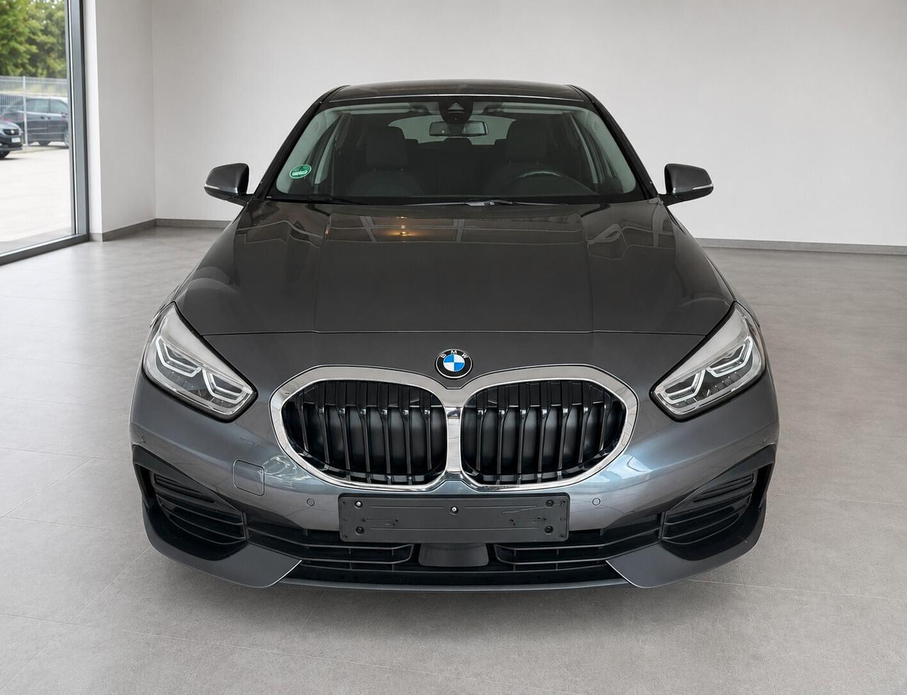 Bmw 116 116d 5p. Business Advantage - 2020