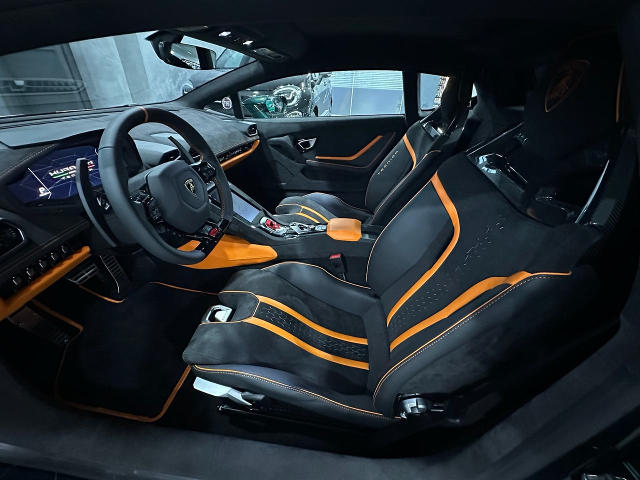 Lamborghini Huracan 5.2 V10 Tecnica RWD Coupé