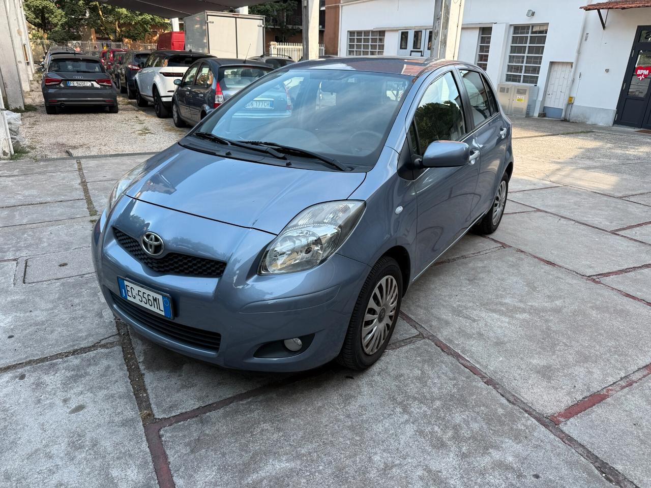 Toyota Yaris 1.0 5 porte Sol OK NEOPATENTATI
