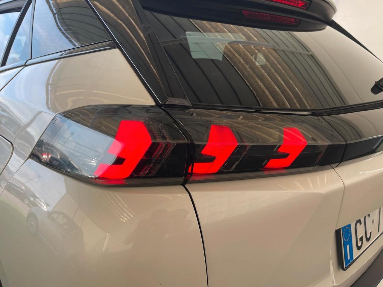 PEUGEOT 2008 1.5 DIESEL 130CV GT LINE