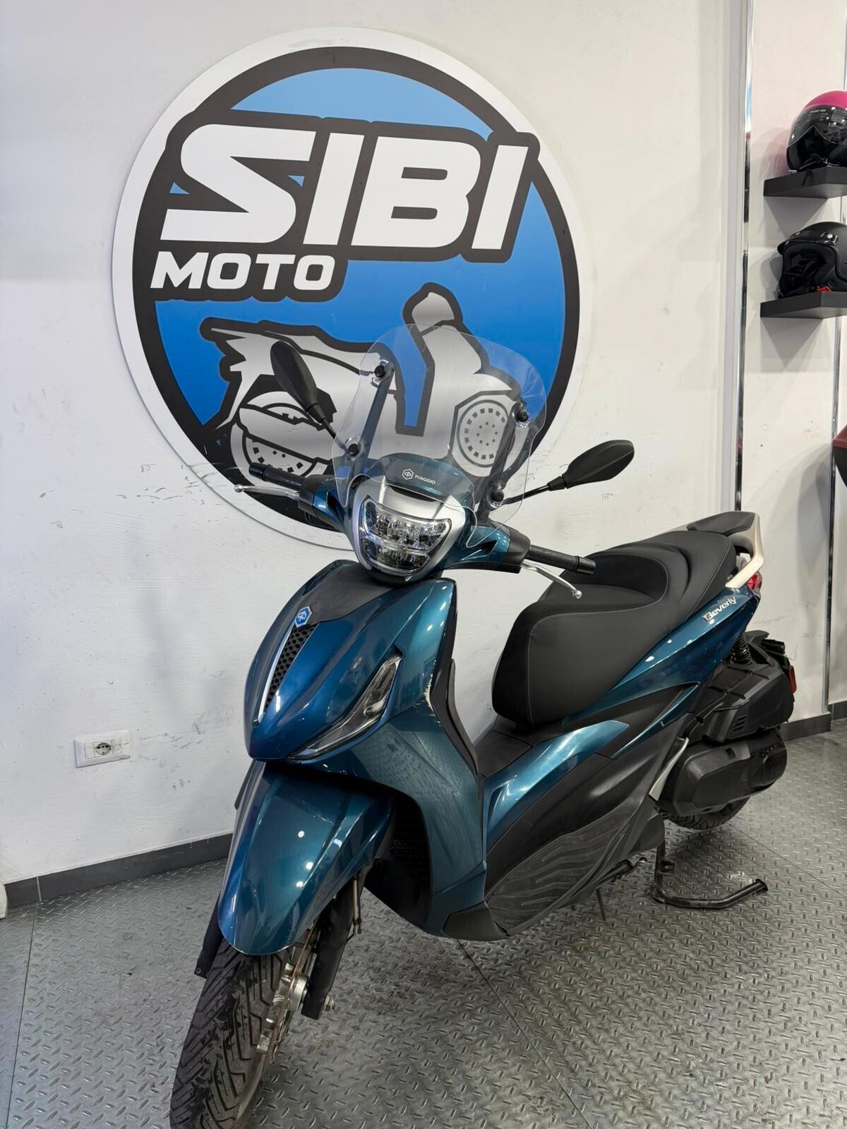 Piaggio Beverly 400
