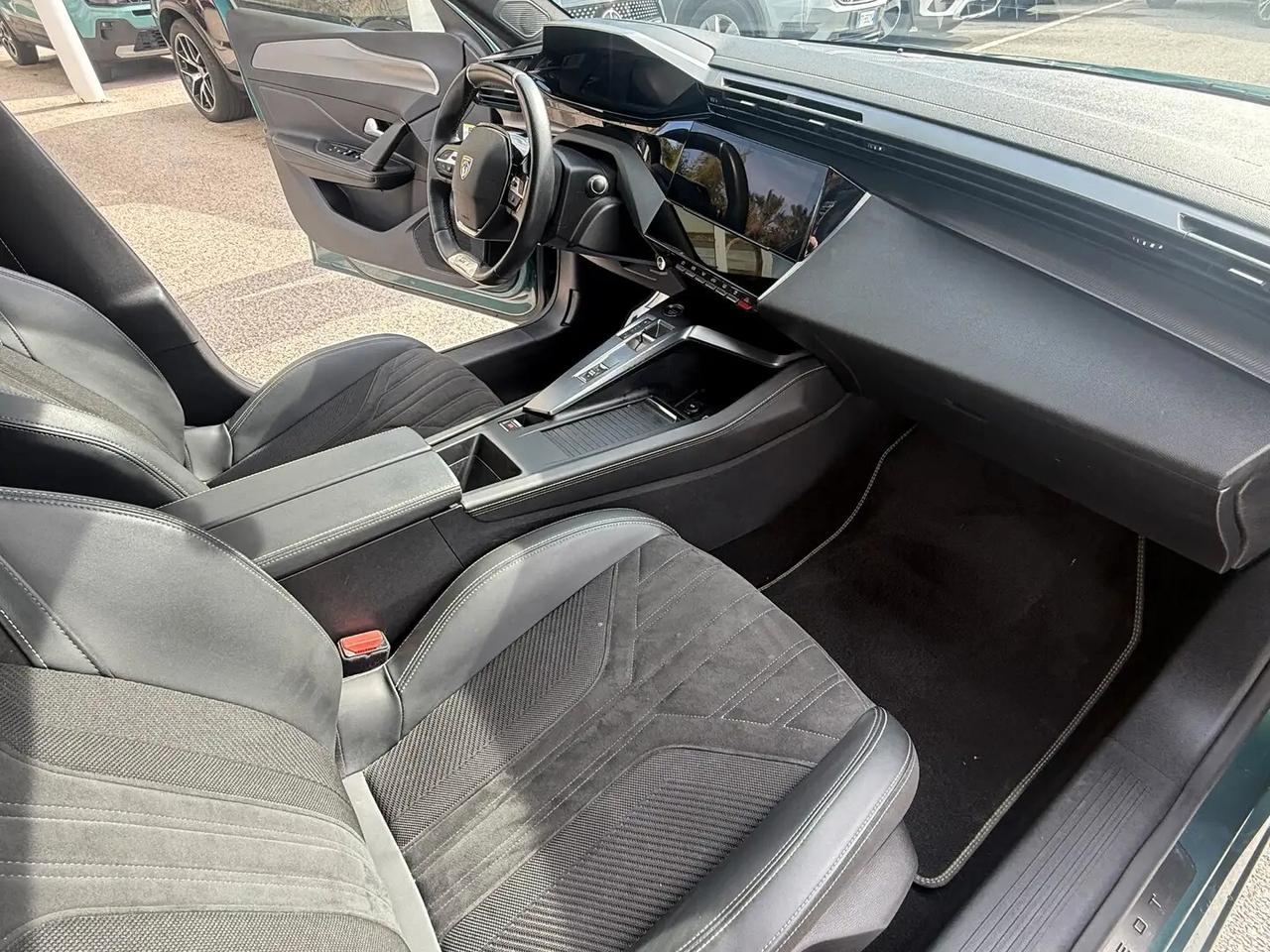 Peugeot 308 BlueHDi 130 S&S EAT8 GT