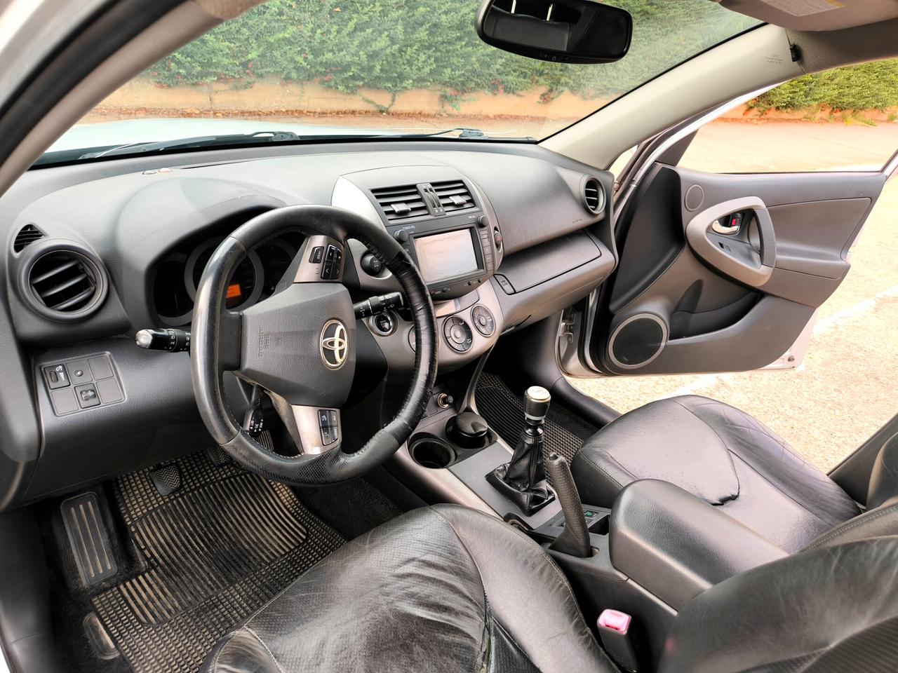 Toyota RAV 4 RAV4 2.2 D-4D 150 CV DPF Luxury