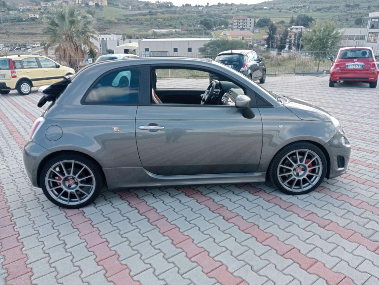 Abarth 595 C 1.4 Turbo T-Jet 160 CV MTA