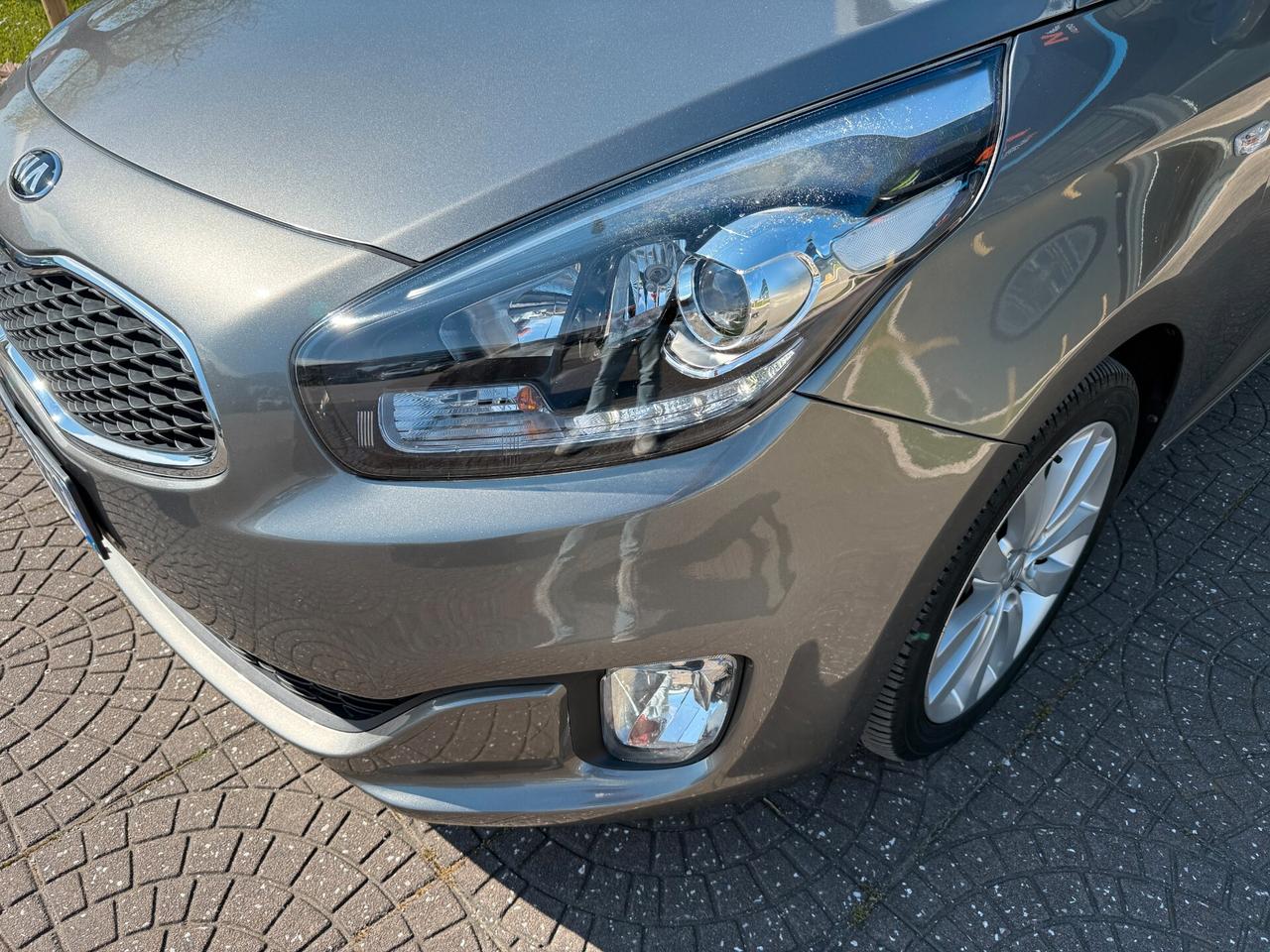 Kia Carens 1.7 CRDi 115 CV Class 7 POSTI
