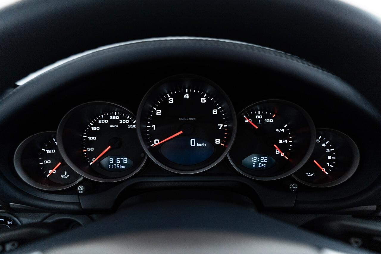 Porsche 911 Carrera cat Coupé