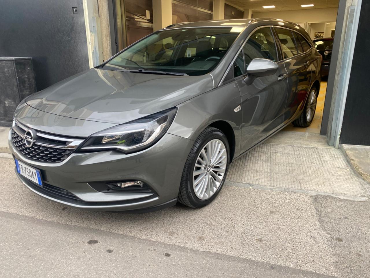 Opel Astra 1.6 CDTi 110CV Start&Stop Sports Tourer Innovation