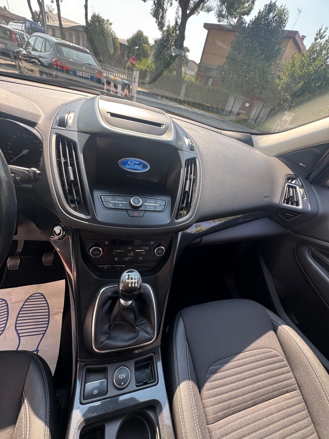 Ford Kuga 1.5 EcoBoost 120 CV S&S 2WD Titanium