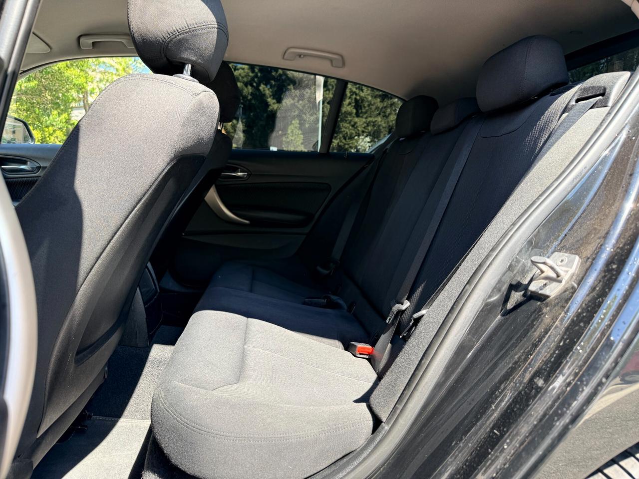 Bmw Serie 1 116d 116cv Euro 6 ALL BLACK