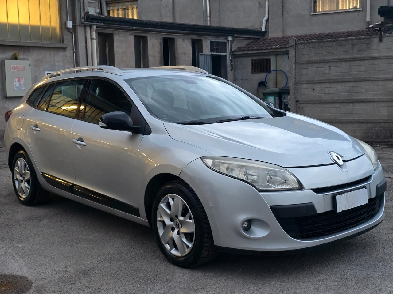 Renault Mégane 1.5 dCi 110CV SporTour Attractive