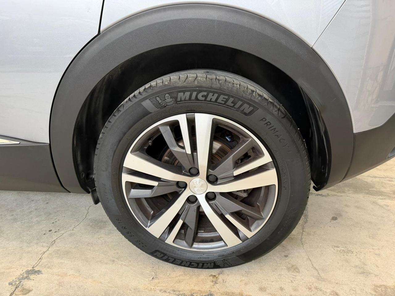 Peugeot 3008 BlueHDi 130 S&S EAT8 Allure Pack