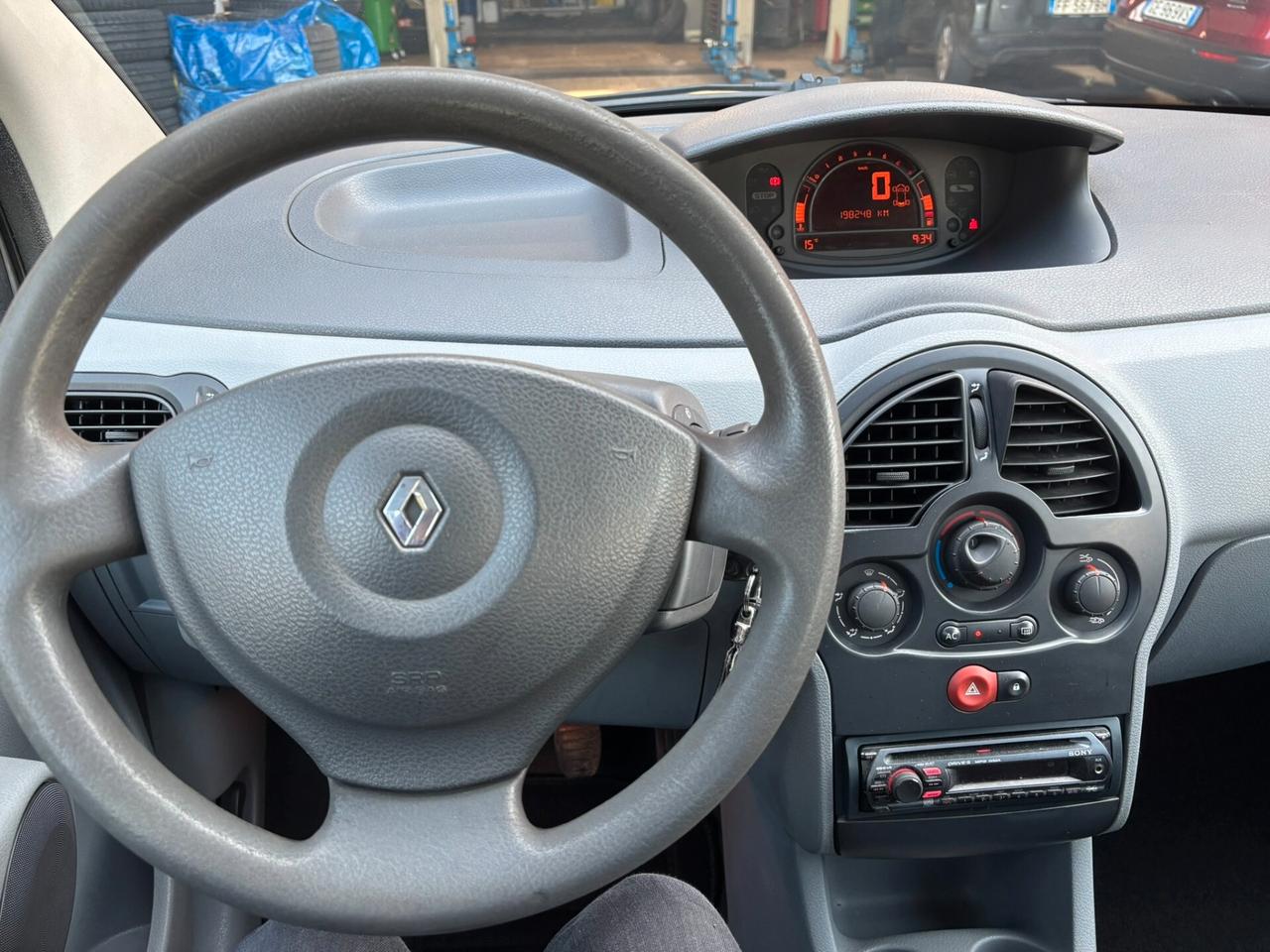 Renault Modus 1.2 16V Saint Tropez