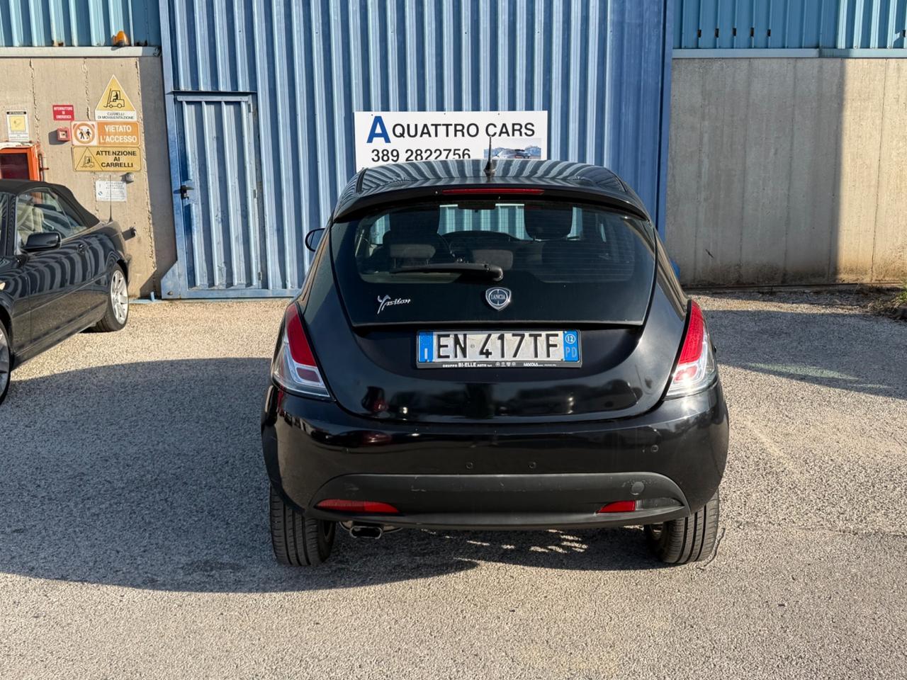 Lancia Ypsilon .