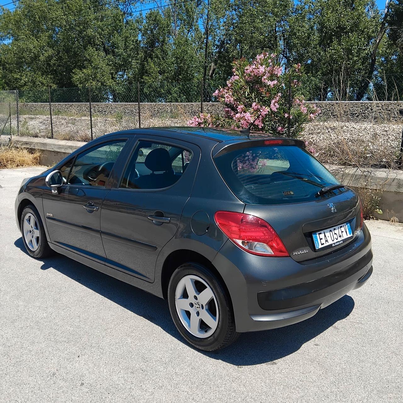 Peugeot 207 1.4 HDi 70CV 5p. XS