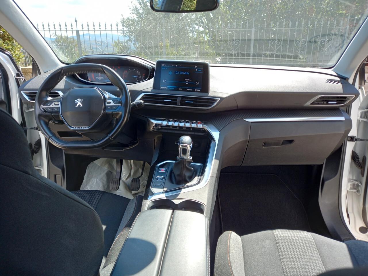 Peugeot 3008 BlueHDi 130 S&S 2022