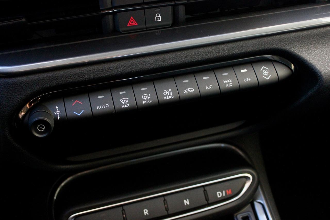 Fiat 600 1.2 HYBRID ICON 145CV PADDLE AL VOLANTE APPLE CAR PLAY