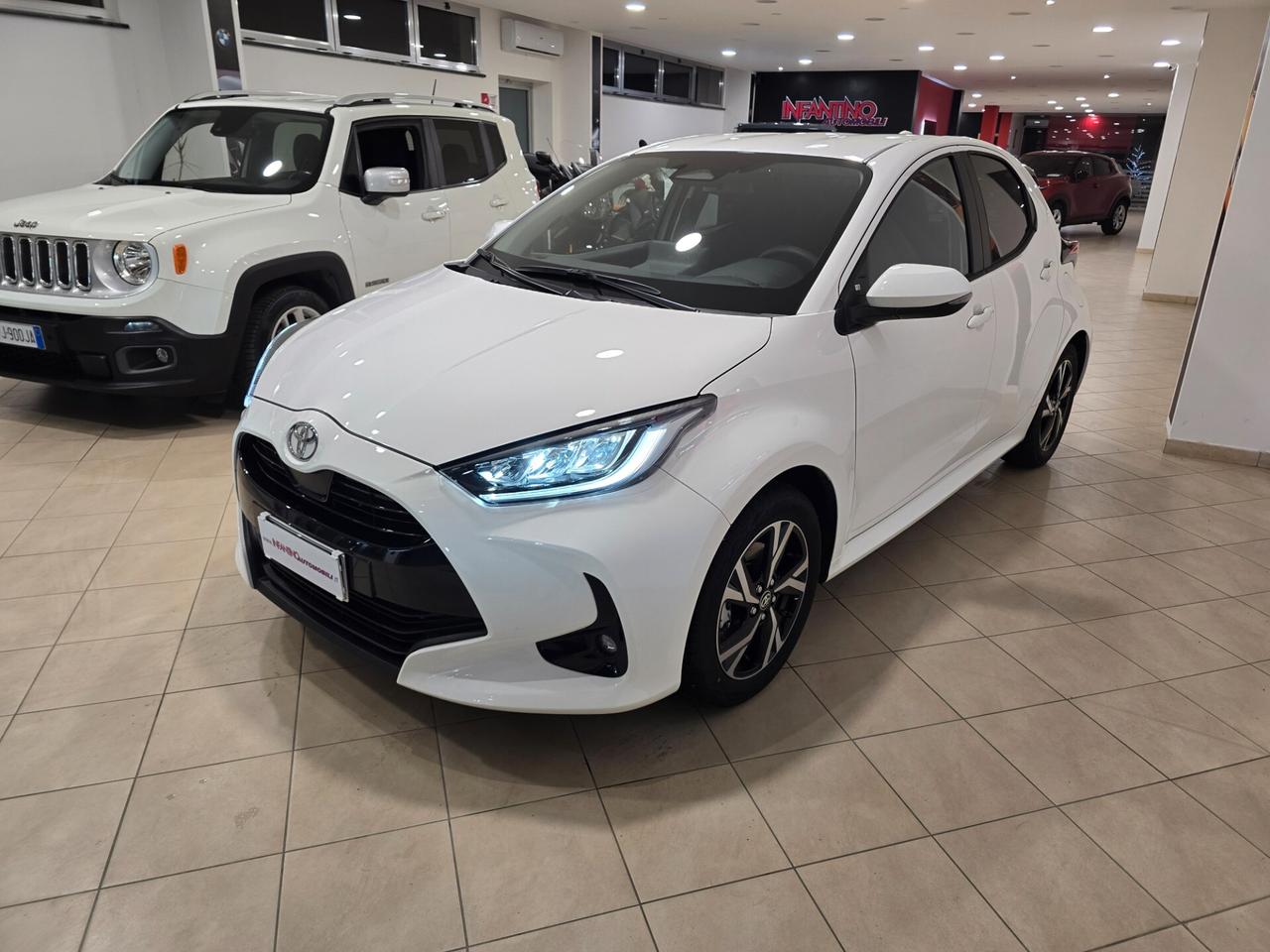 Toyota Yaris 1.5 Hybrid 5 porte Trend