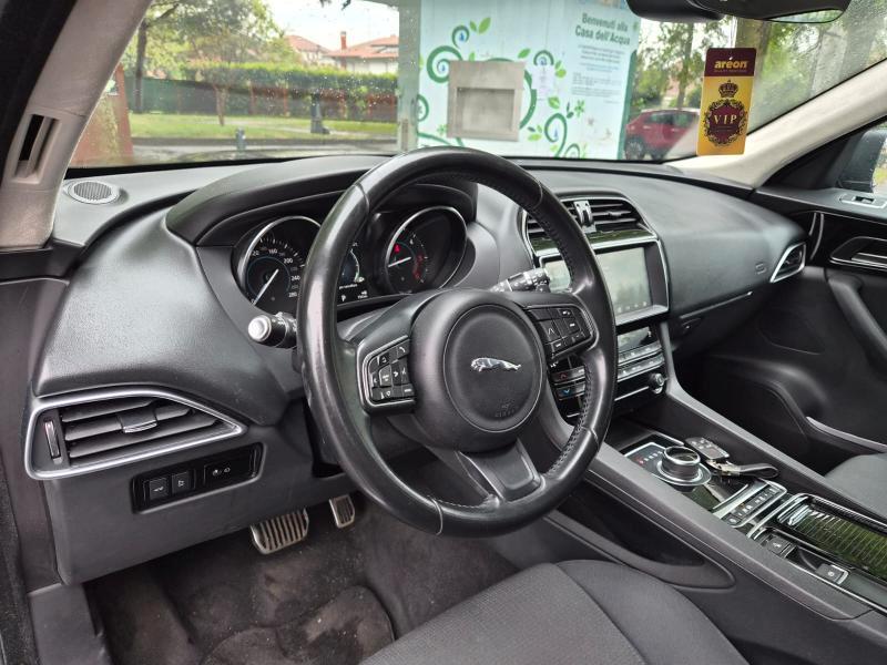 Jaguar F-Pace 2.0d i4 Portfolio awd 180cv auto my19