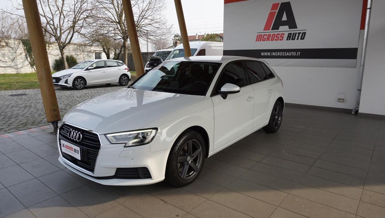 Audi A3 SPB 40 TDI quattro S tronic Business