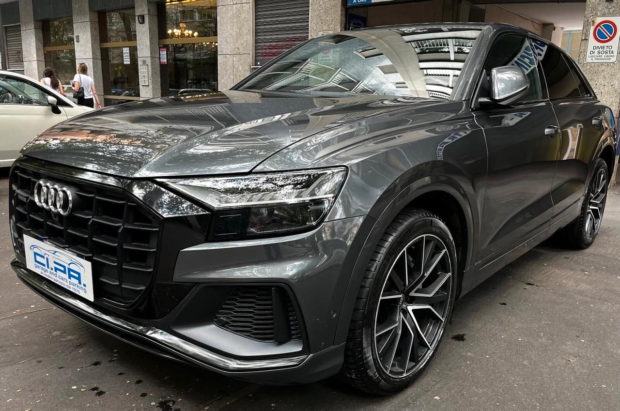 Audi Q8 55 TFSI S line quattro tiptronic Sport
