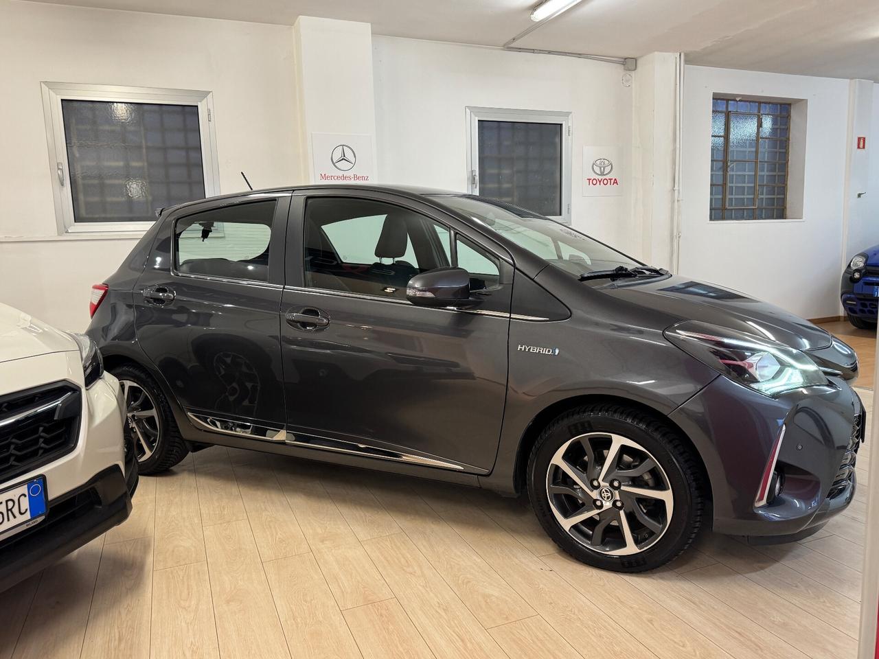 Toyota Yaris 1.5 Hybrid 5P Style-Tetto-Unipro-Garantita24mesiToyota-Permute