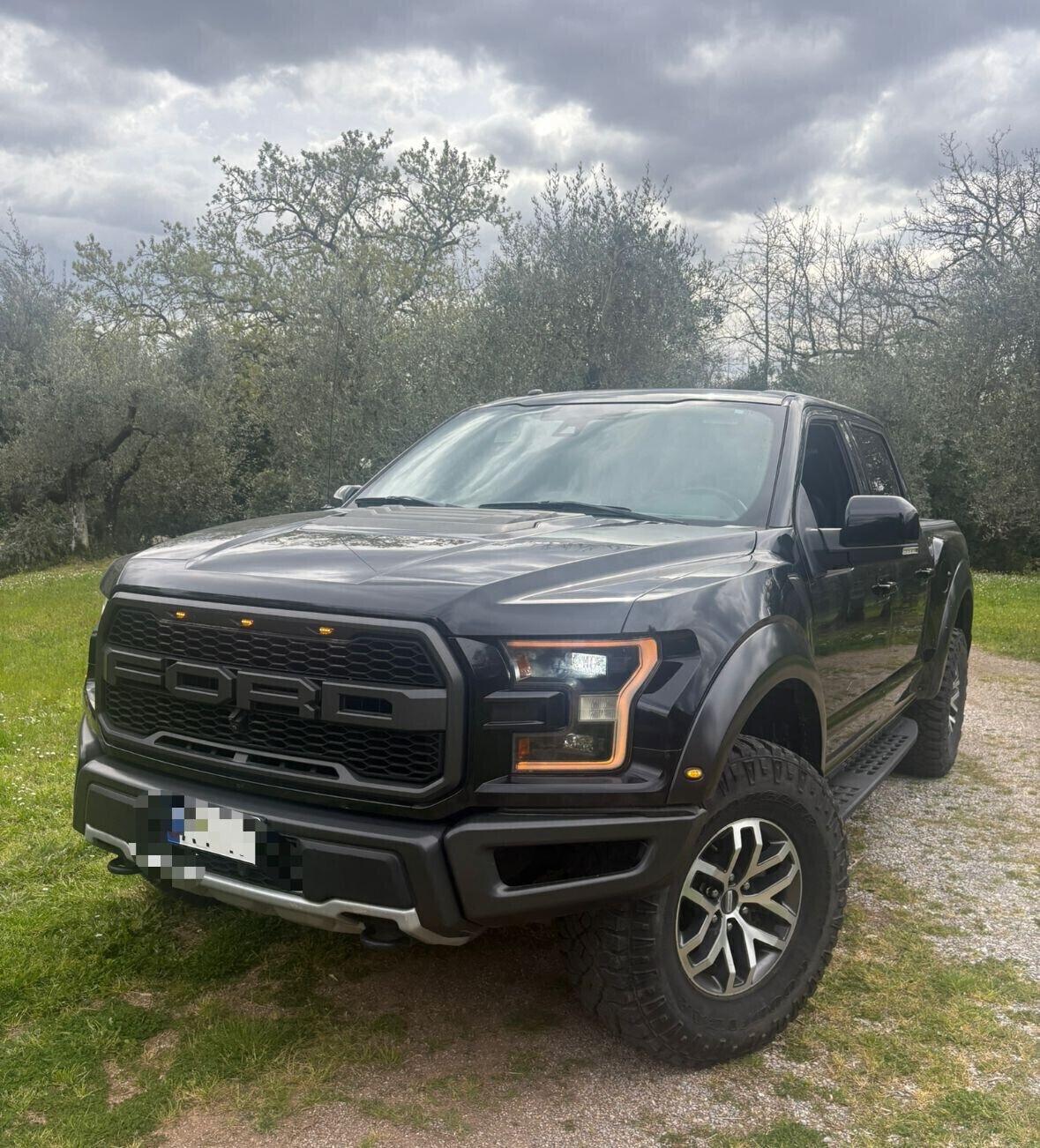 Ford F-150 Raptor SVT