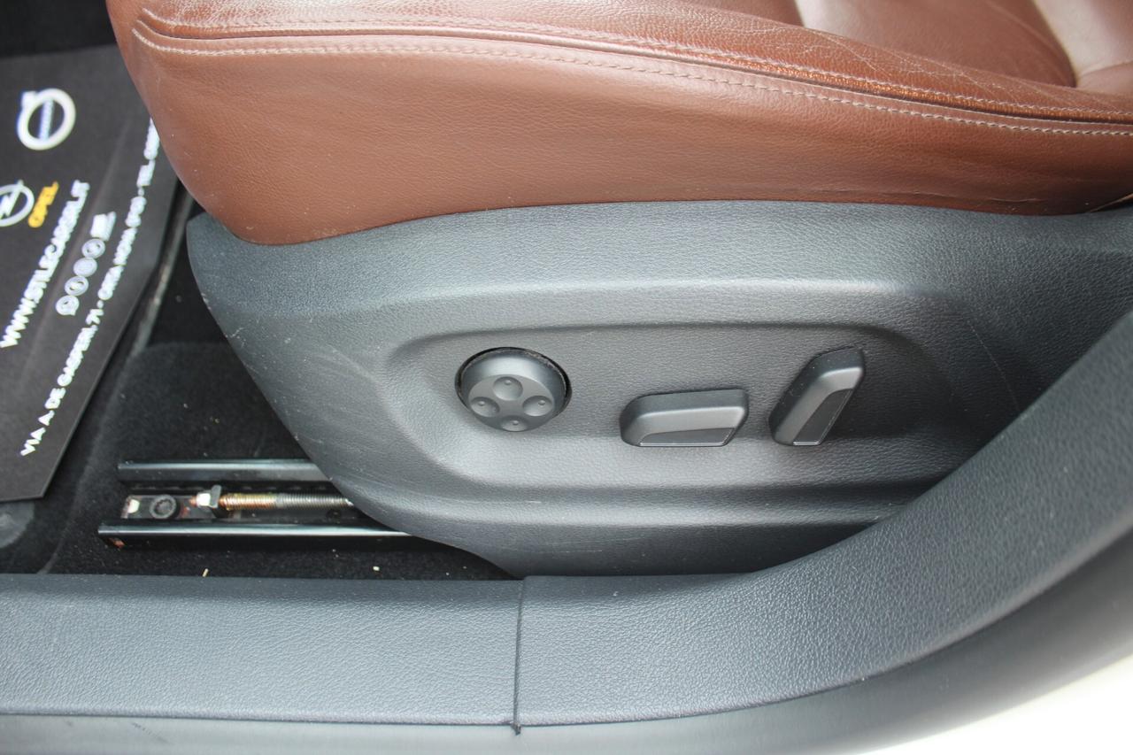 Volkswagen Tiguan 2.0 TDI 140CV 4MOTION DSG Sport & Style
