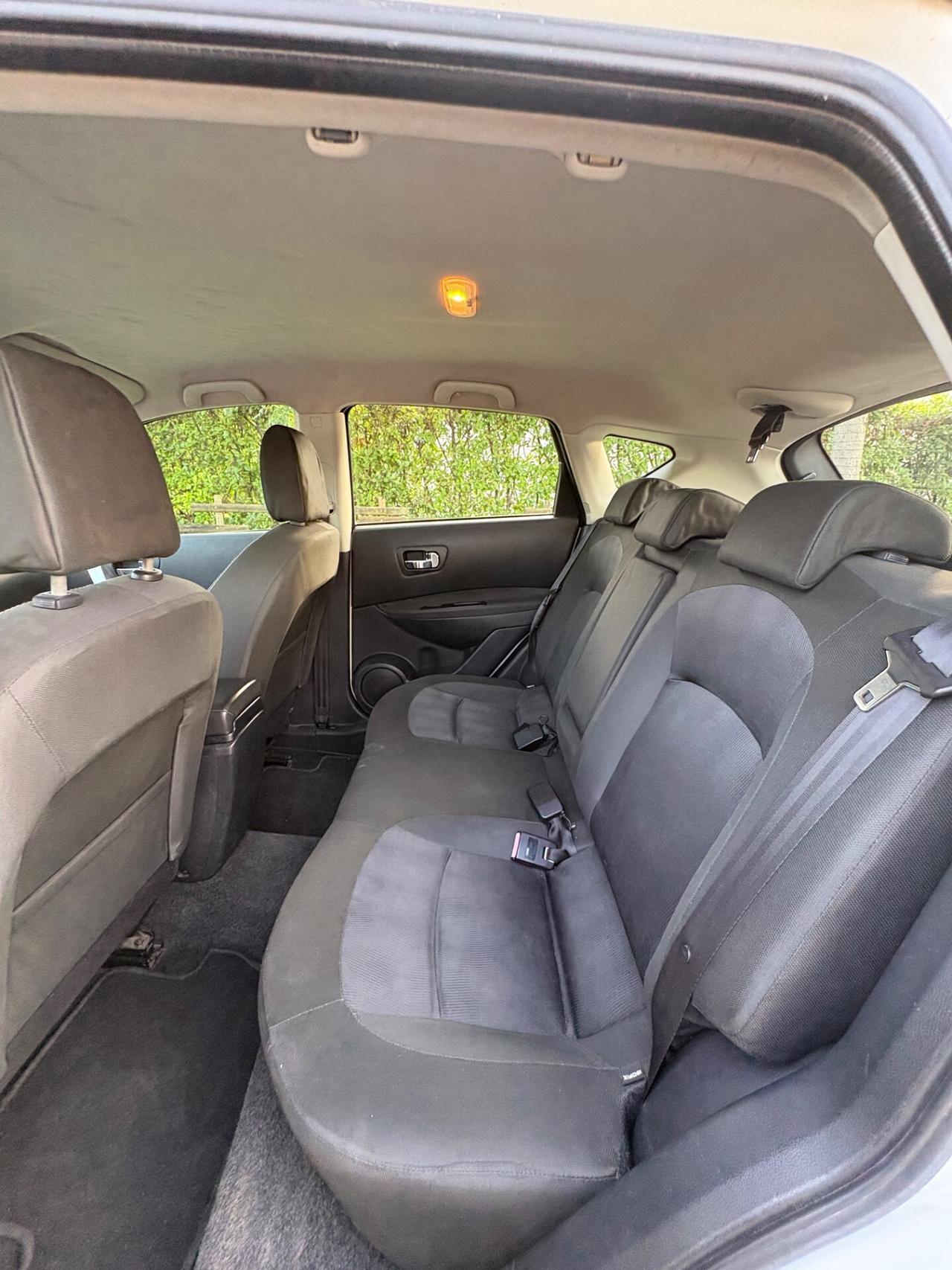Nissan Qashqai 1.5 dCi DPF Visia ok Neopatentati!!!