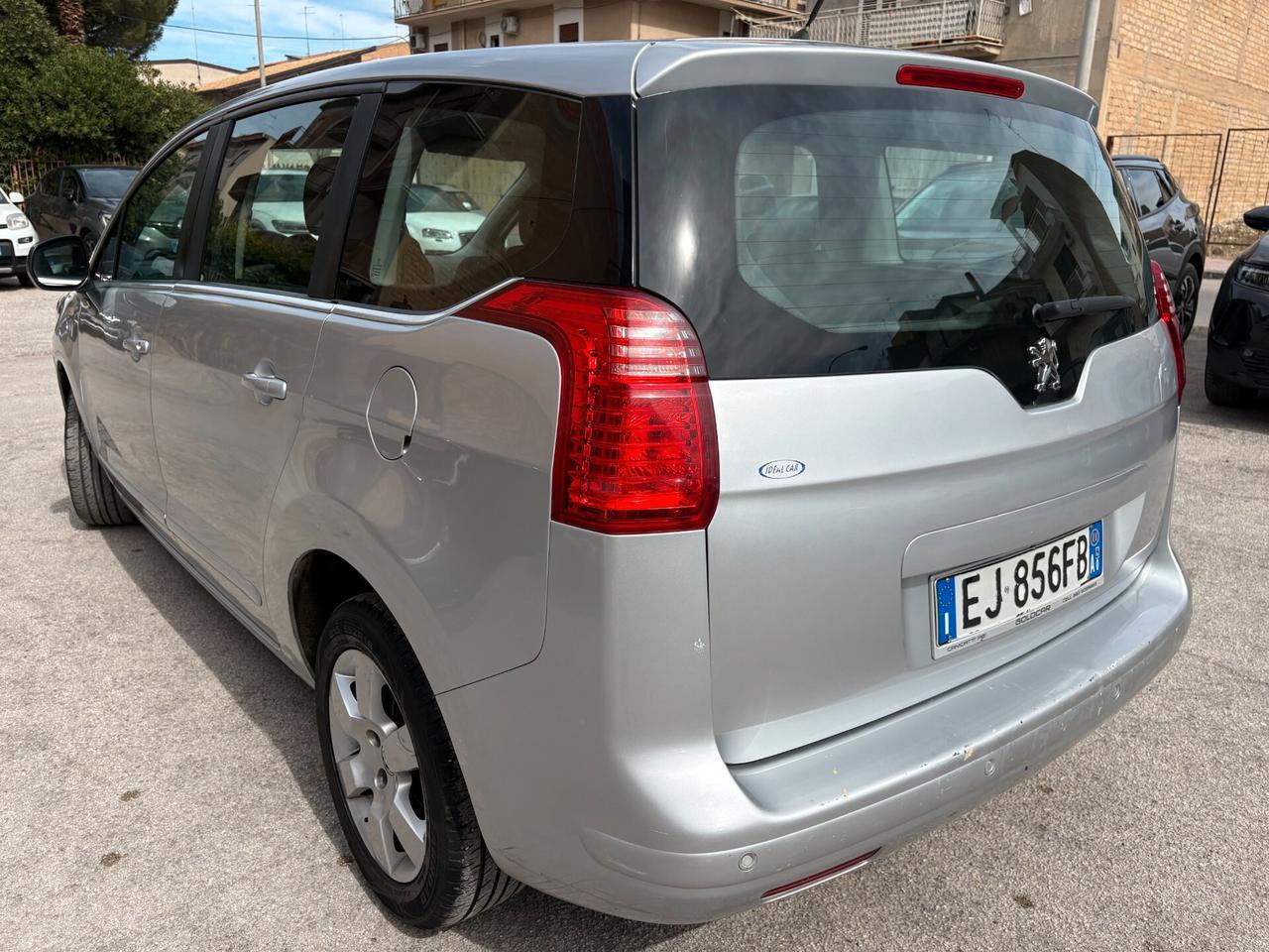 Peugeot 5008 1.6 HDi 112CV Premium