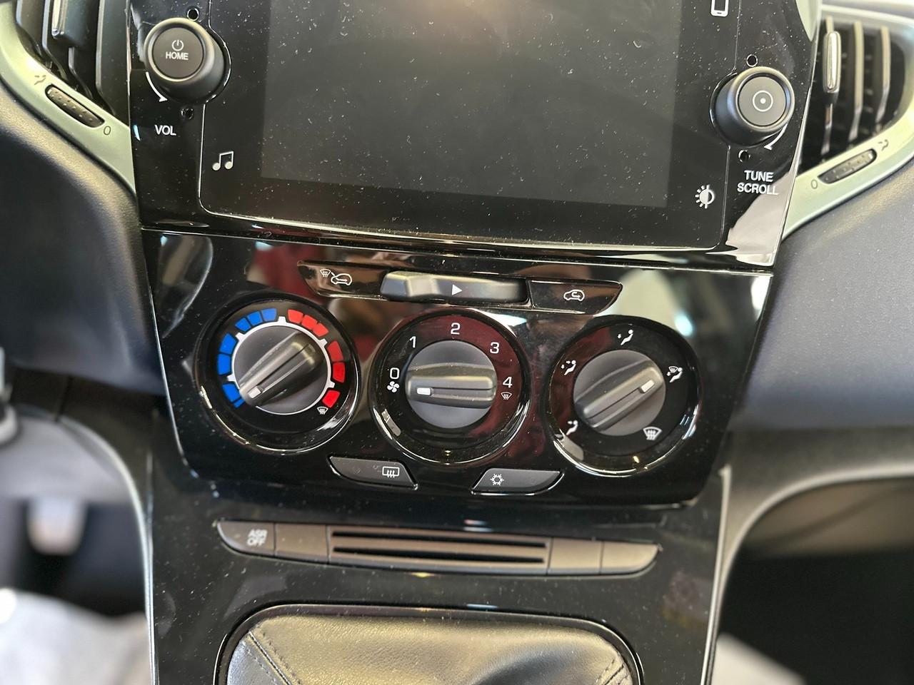 LANCIA Ypsilon III 2021 - Ypsilon 1.0 firefly hybrid Platino s&s 70cv