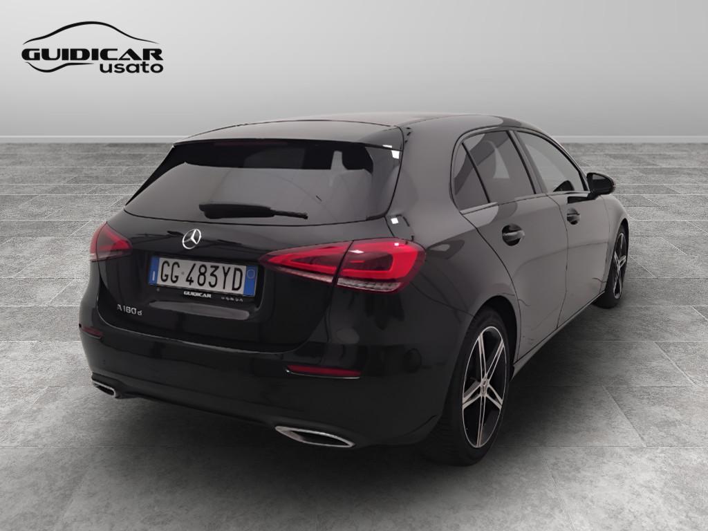 Mercedes-Benz Classe A - W177 2018 - A 180 d Sport auto