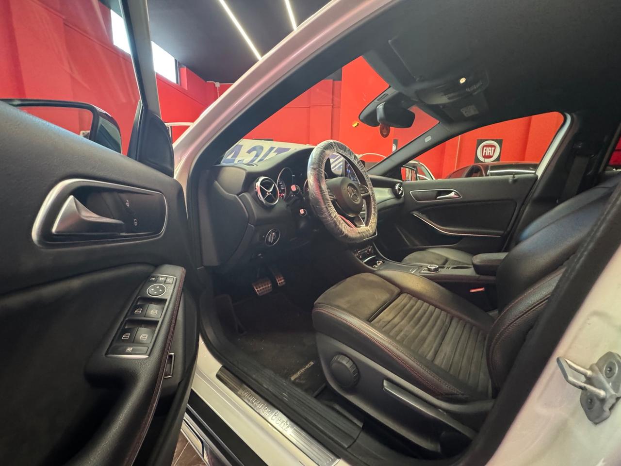 Mercedes-benz GLA 200 180 d Automatic Premium