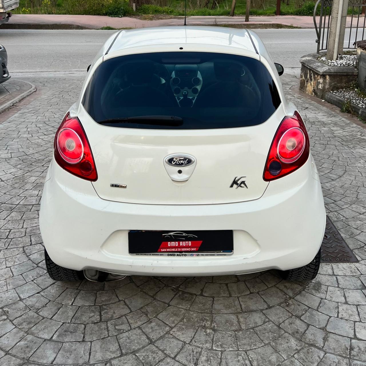 Ford Ka 1.3 TDCi 75CV Titanium con SOLI 102.000 KM