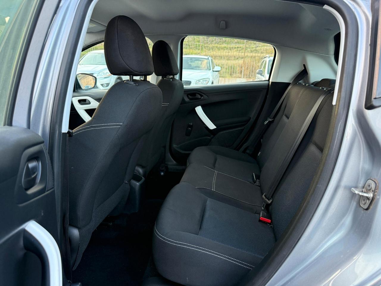 Peugeot 208 PureTech 82 5 porte Allure