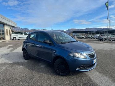 LANCIA Ypsilon 1.0 FireFly 5 porte S&S Hybrid Ecochic Silver