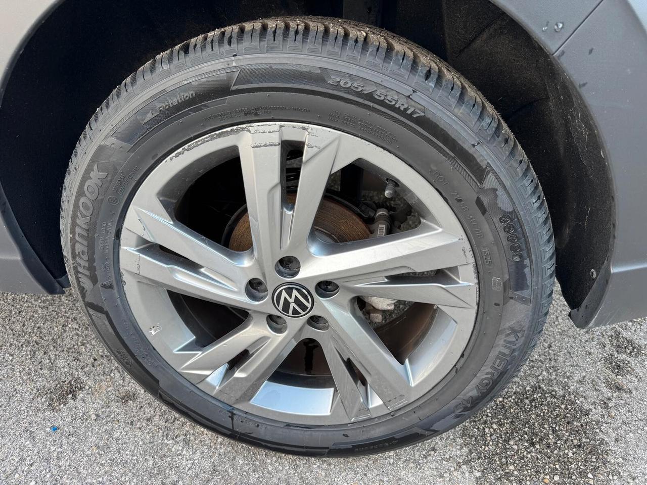 Volkswagen Taigo 1.0 TSI 110 CV DSG R-Line TETTO PANORAMICO