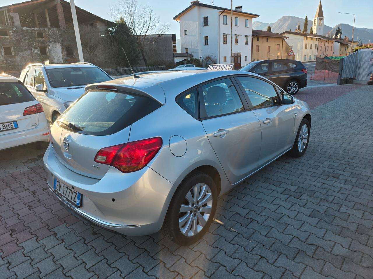 Opel Astra 1.7D Cosmo sport garantita 12M