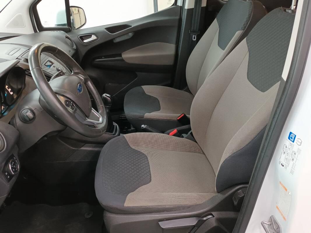 Ford Tourneo Courier 100cv plus