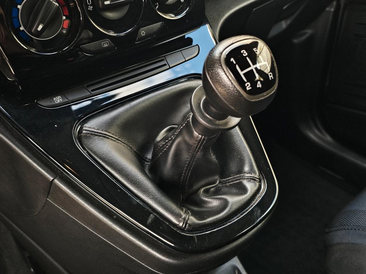 Lancia Ypsilon 1.2 69 CV 5 porte GPL Ecochic Elefantino Blu