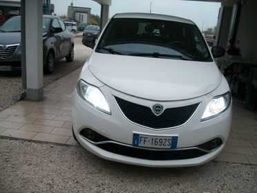 Lancia Ypsilon 1.2 69 CV 5 porte GPL Ecochic Gold DEL 2017 UNICO PROPRIETARIO MONTATO DALLAFABRICA LANCIAGARANZIA UN ANNO