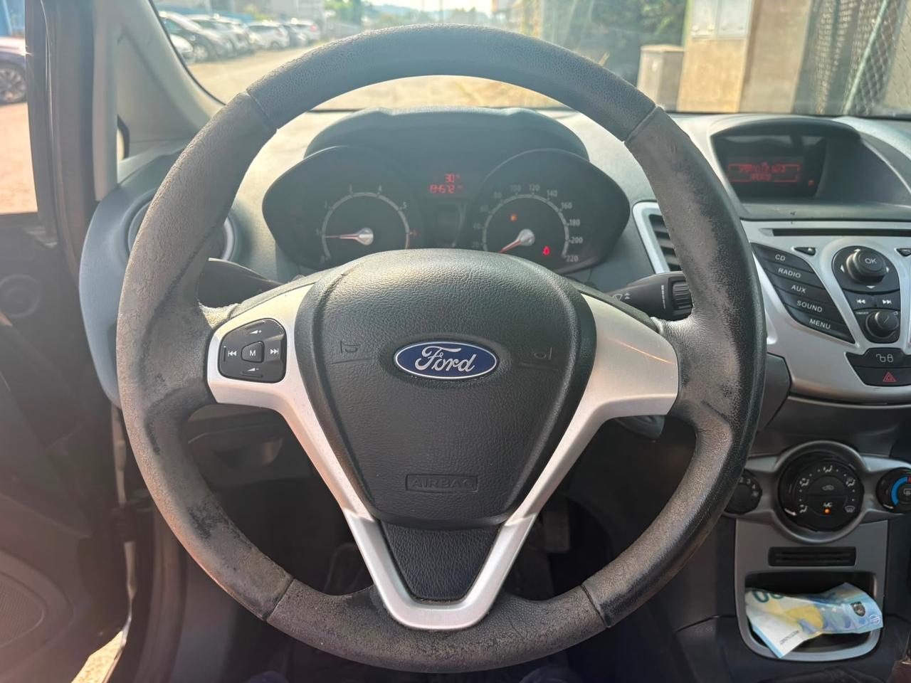 Ford Fiesta 1.4 5 porte BENZ- GPL Titanium 2010