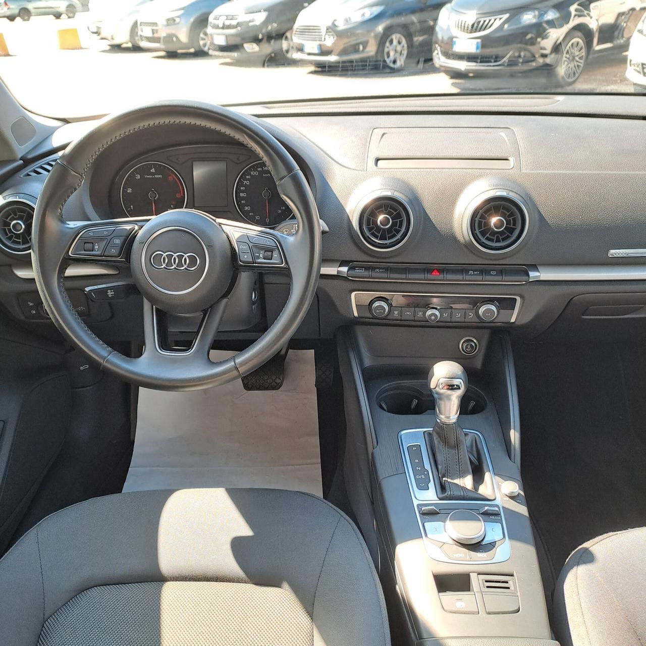 Audi A3 Sportback 2.0 Tdi 150 Cv S-Tronic Business