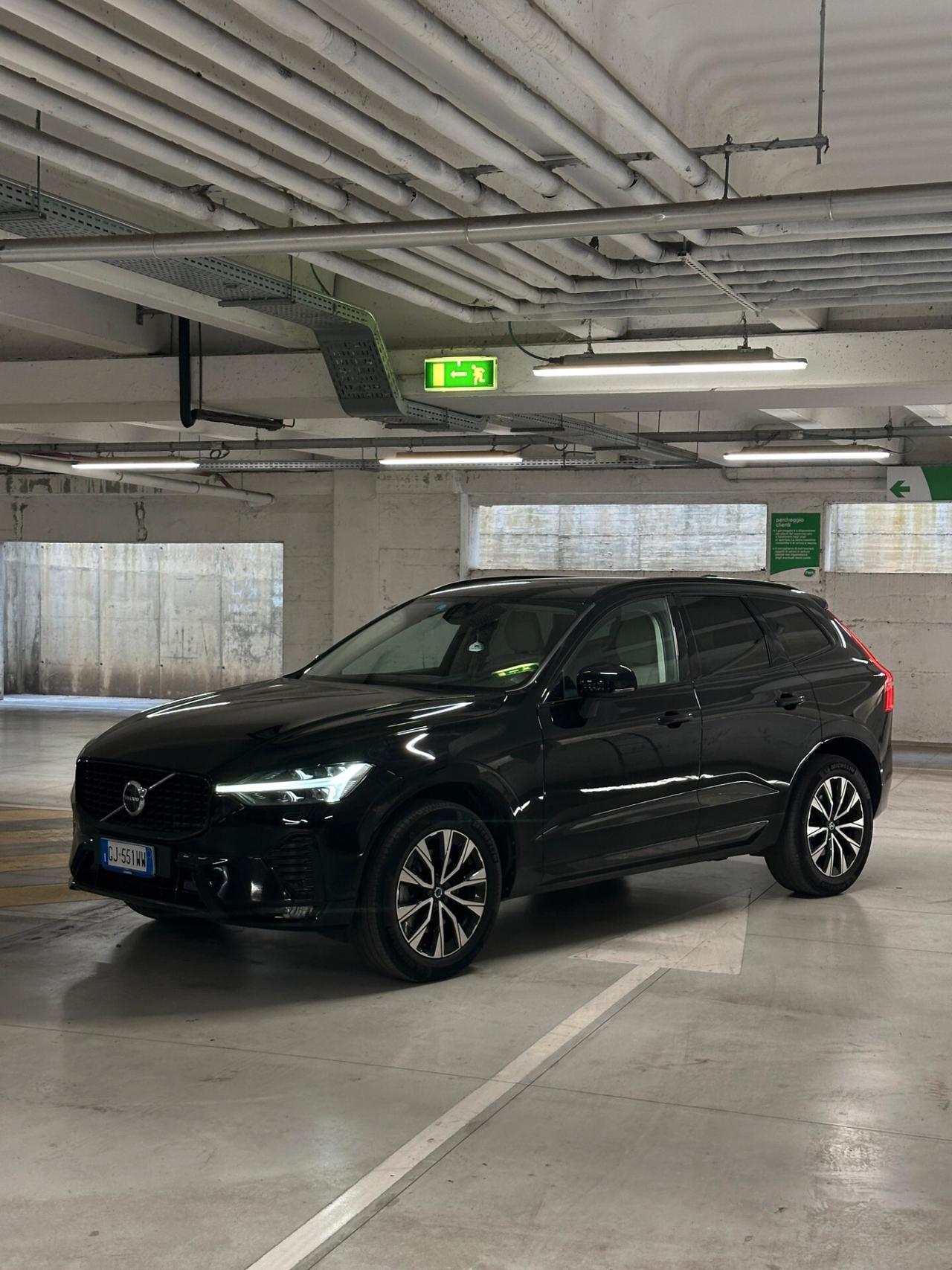 Volvo XC 60 XC60 B4 (d) AWD automatico Plus Bright N1