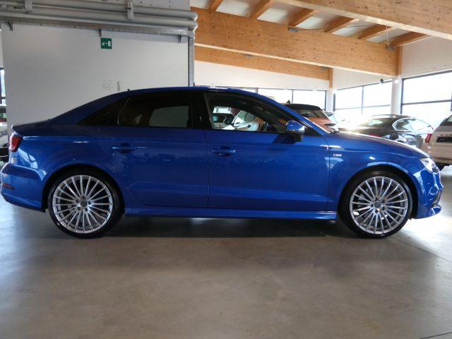 AUDI A3 SPB 40 TFSI quattro S tronic S-LINE