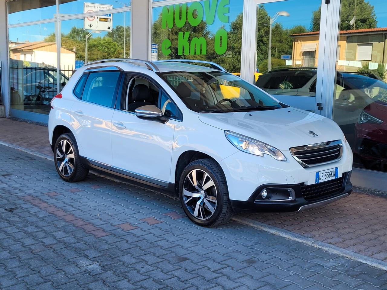 Peugeot 2008 1.6 VTi 120CV Allure