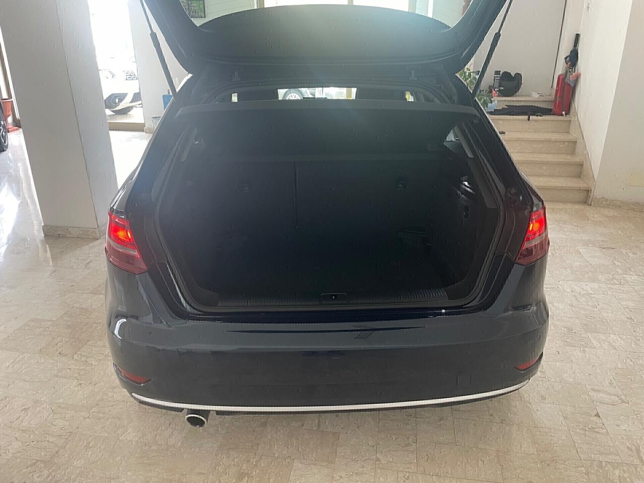 AUDI A3 SPB 1.6 TDI 116 CV S TRONIC SPORT