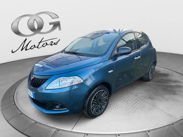 Lancia Ypsilon 1.0cc 70cv Hybrid Silver Plus