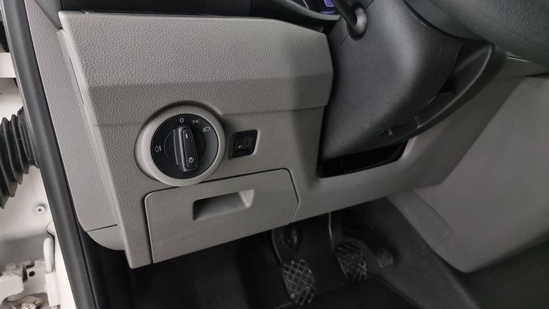 Volkswagen Caravelle 2.0 TDI 110CV PC Trendline 9 posti